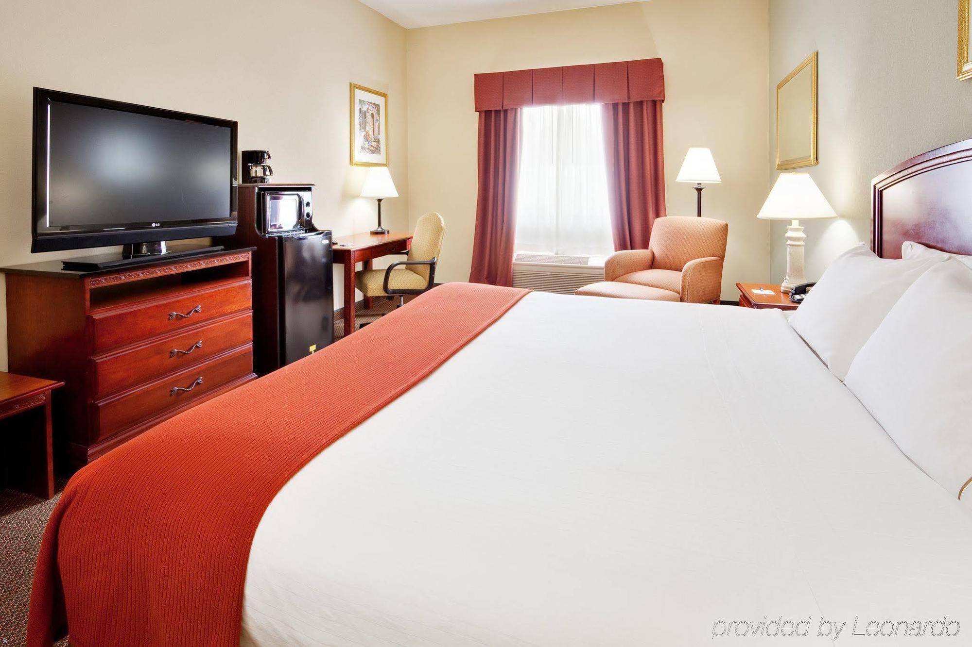 Holiday Inn Express And Suites Quakertown - Allentown Area By Ihg Экстерьер фото