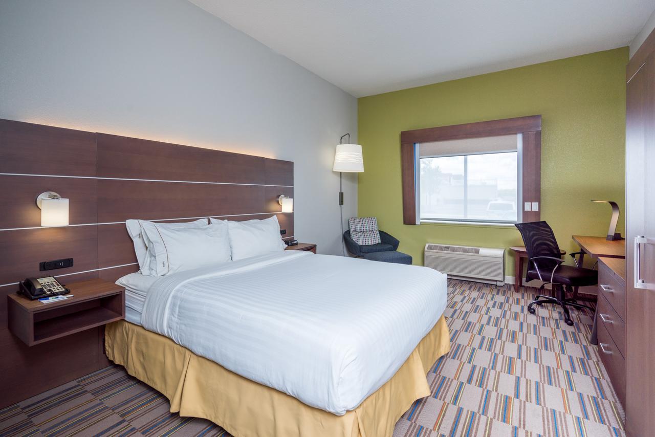 Holiday Inn Express And Suites Quakertown - Allentown Area By Ihg Экстерьер фото