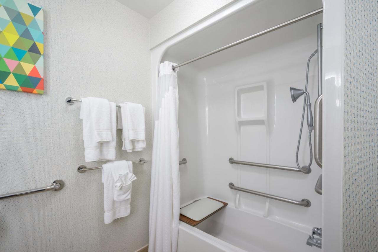 Holiday Inn Express And Suites Quakertown - Allentown Area By Ihg Экстерьер фото